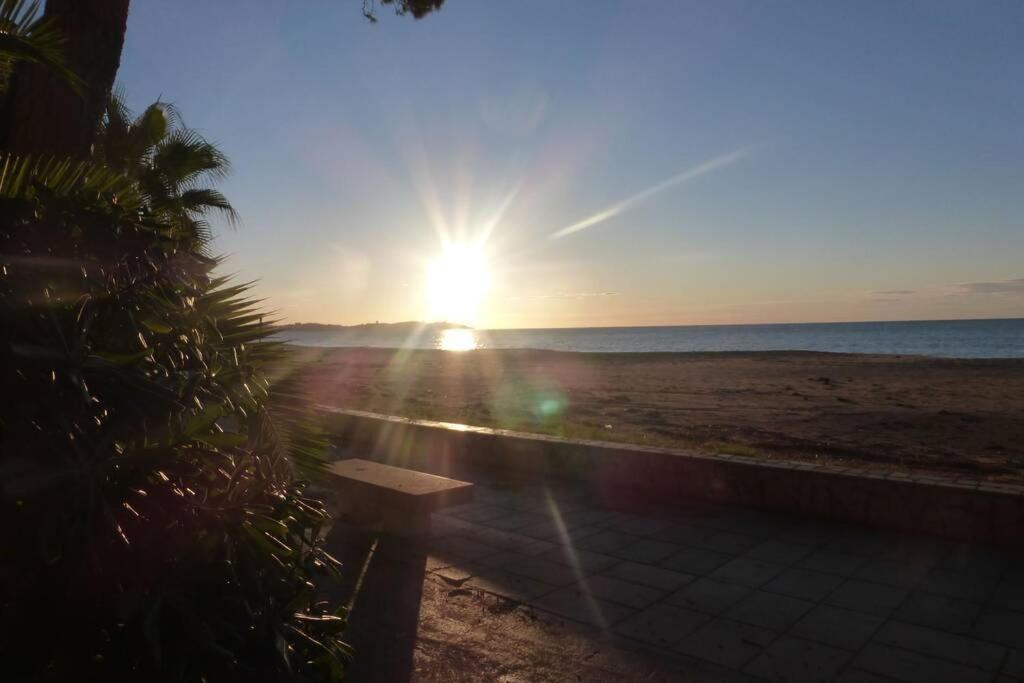 Apartamento A 1ª Linea De Mar, Vilafortuny Cambrils Eksteriør bilde
